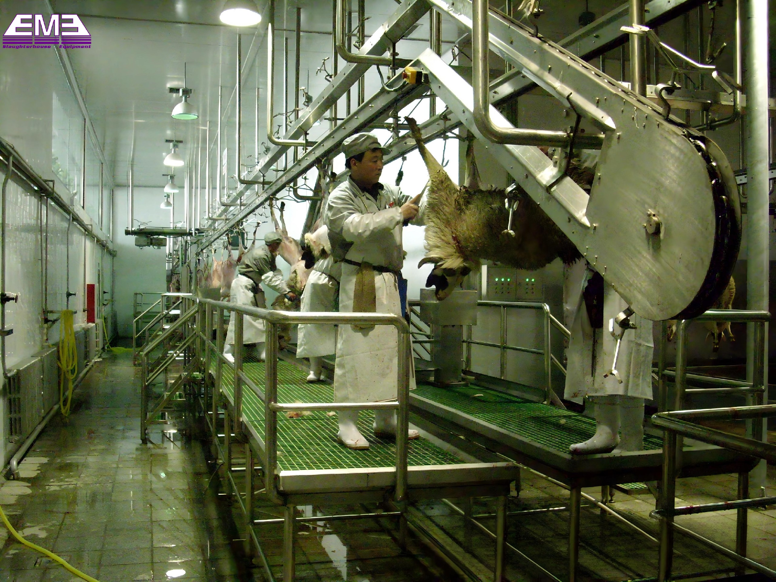 Goat abattoir hind leg skinning platform for sheep killing in slaughterhouse