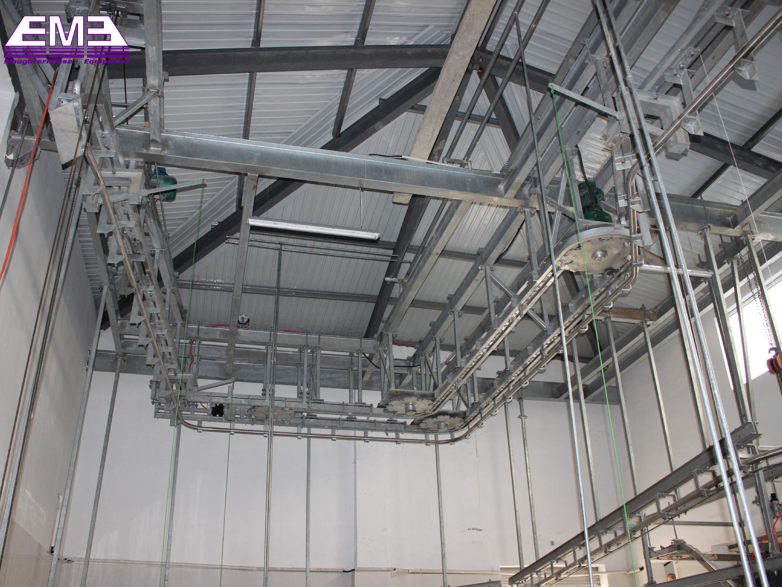 Cow abattoir cattle bleeding automatic convey rail for cattle killing processing