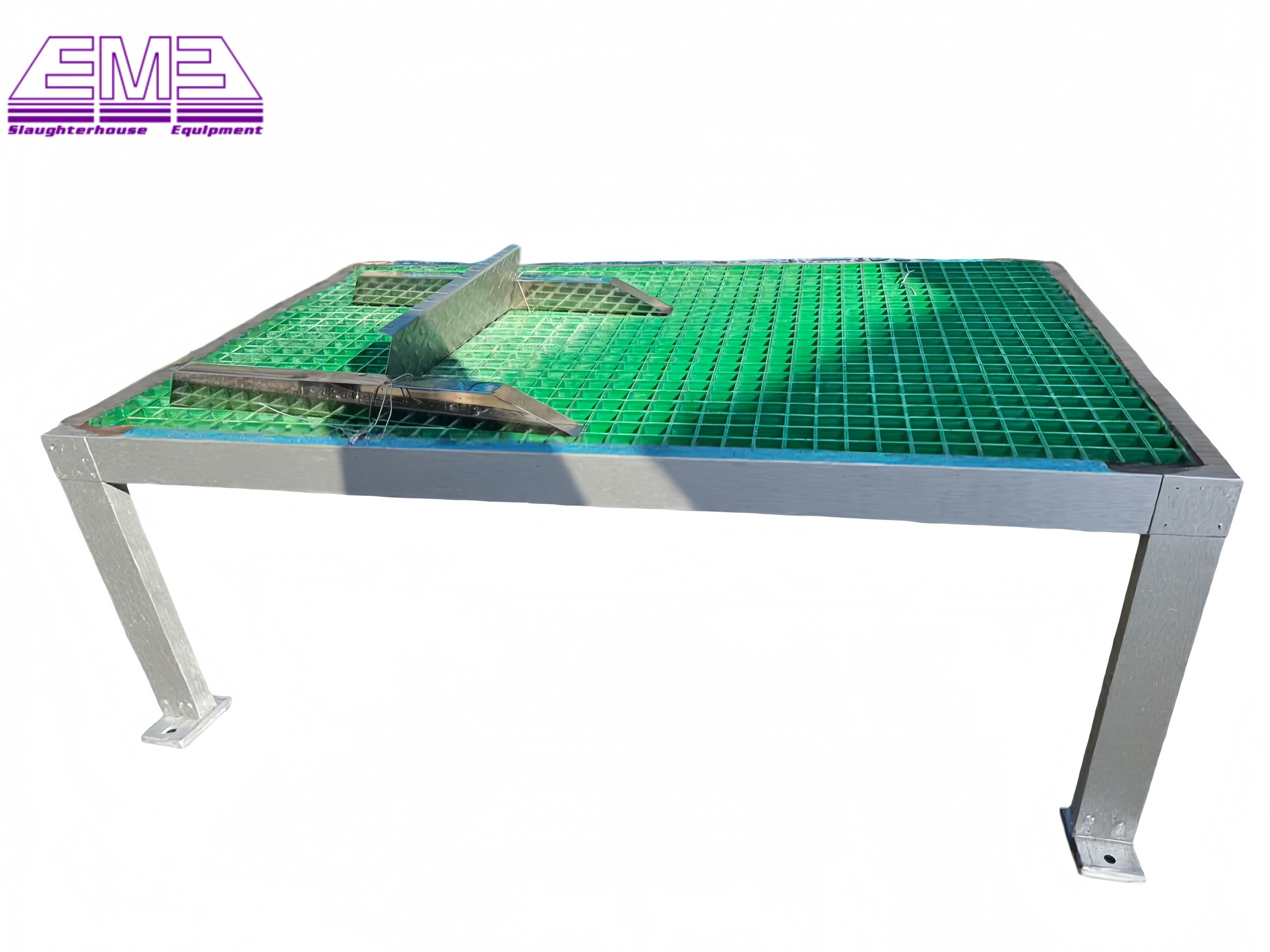 Living cattle killing platform cow slaughtering machine