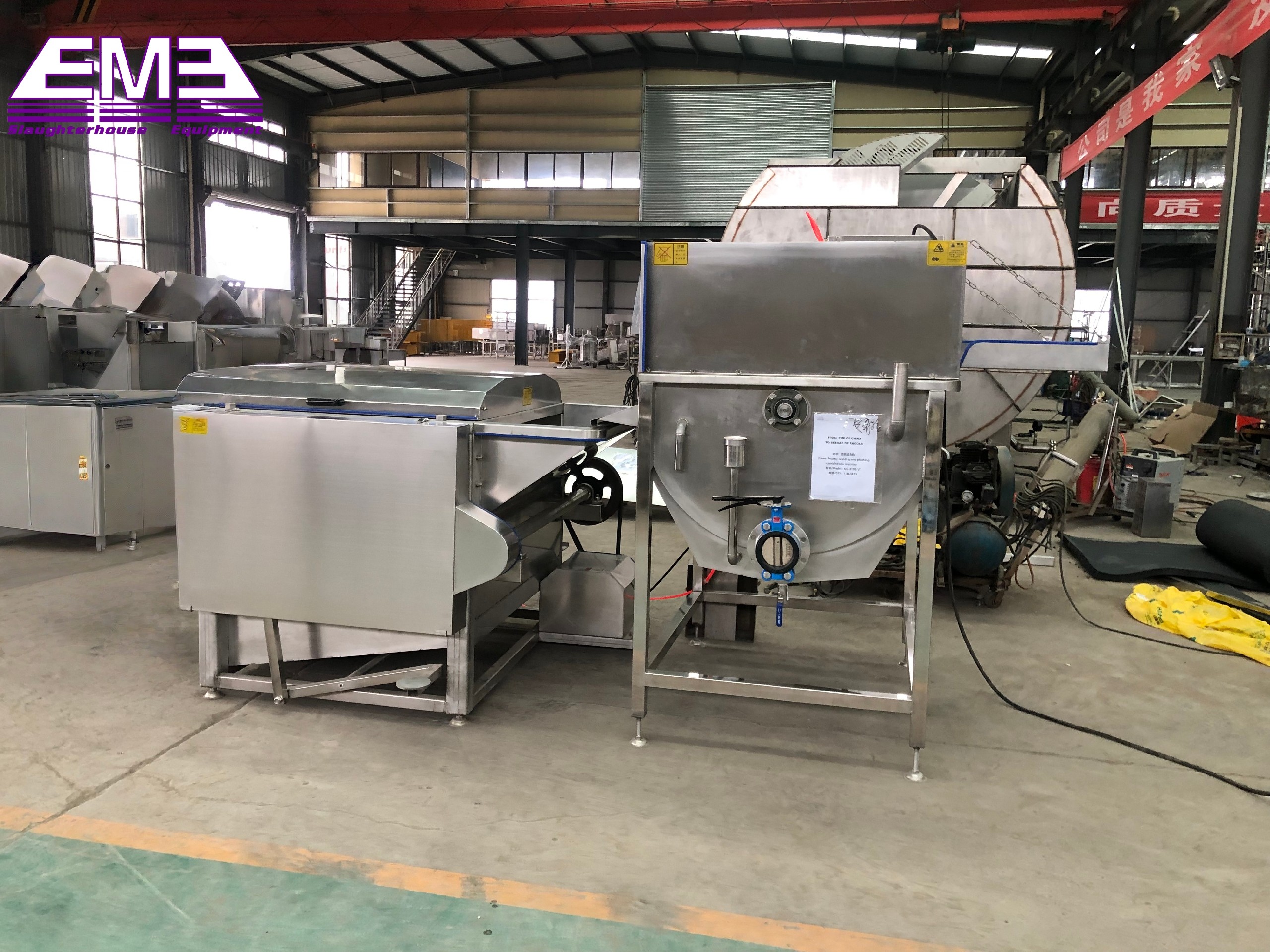 Poultry scalding and plucking combination machine