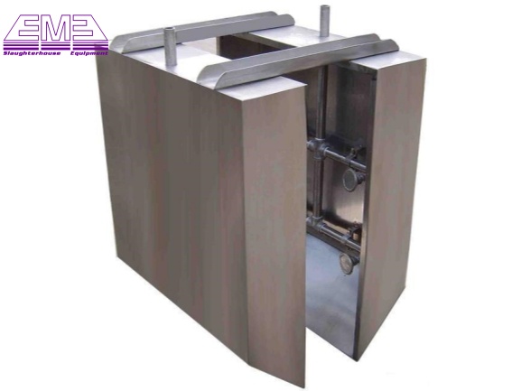 Poultry carcass washing machine for poultry slaughterhouse line