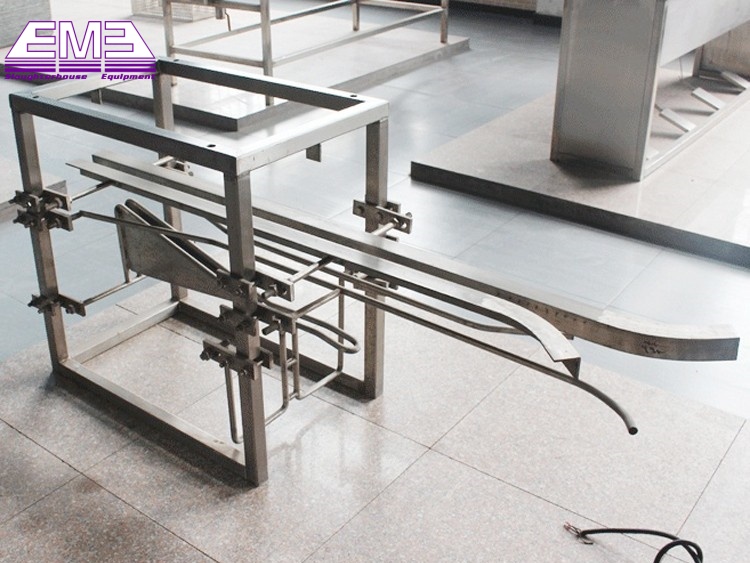 Poultry head automatic cut machine for poultry slaughtering machine