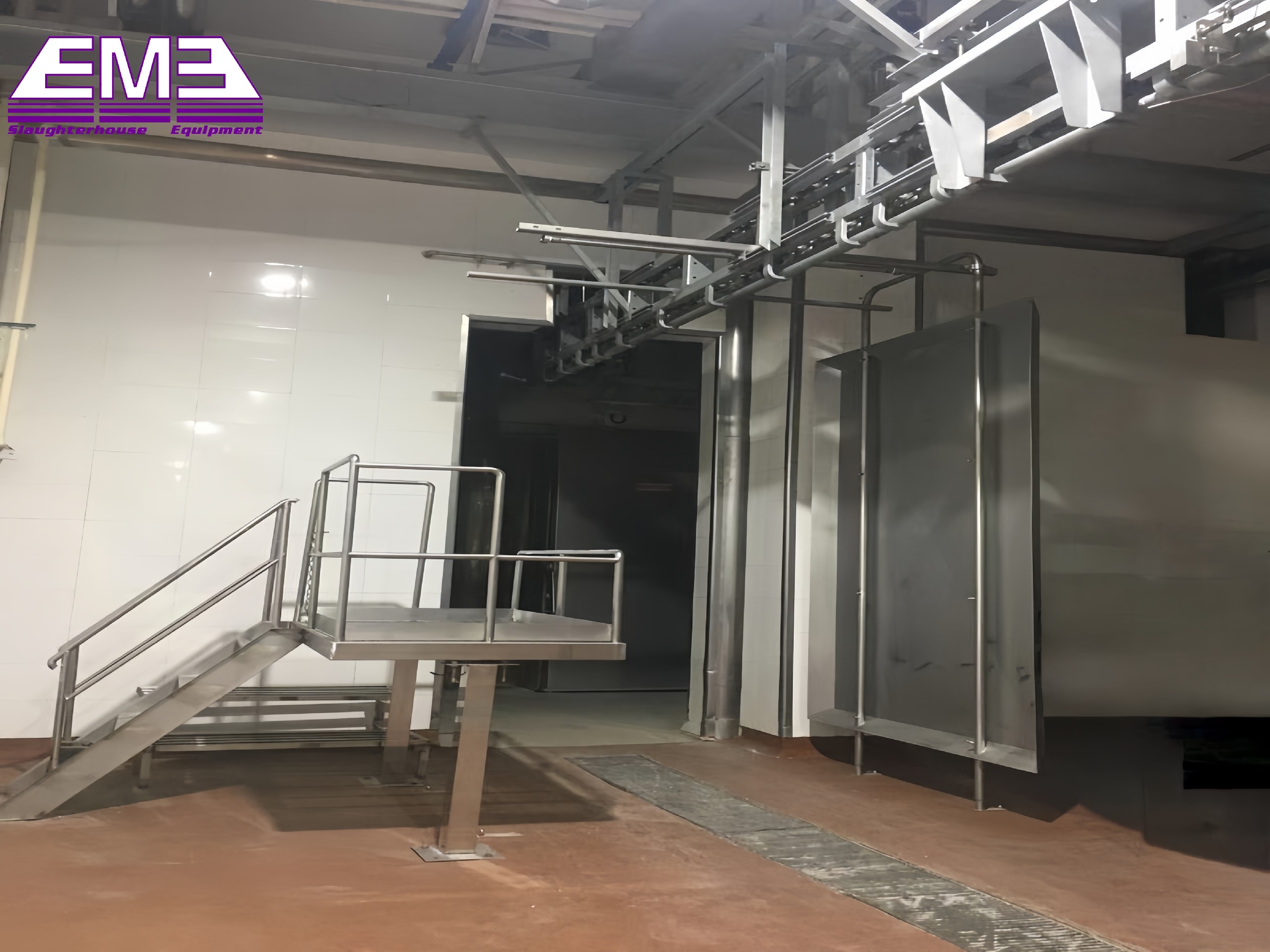 Cattle carcass splitting prevention screen